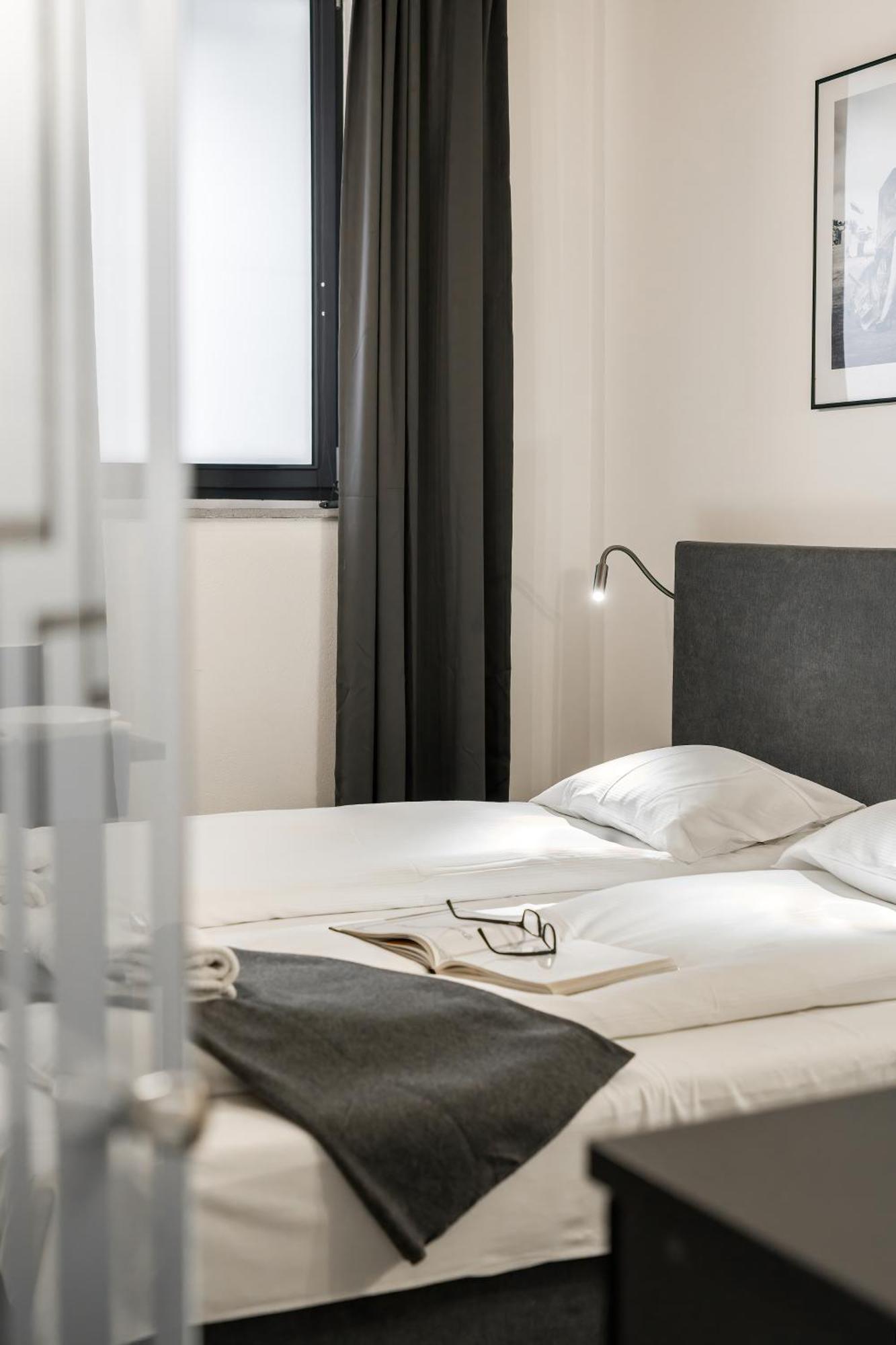 Level -1 Loft Apartments City Center By Renters Poznań Eksteriør bilde
